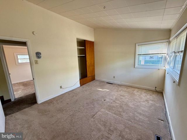 644 N COLES AVE, Maple Shade, NJ 08052