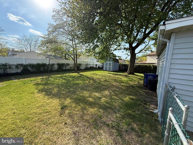 644 N COLES AVE, Maple Shade, NJ 08052