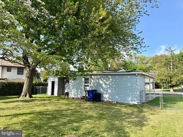 644 N COLES AVE, Maple Shade, NJ 08052