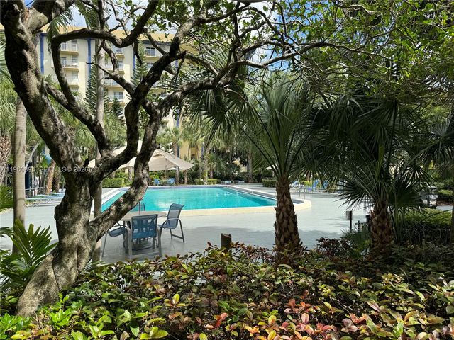 801 NW 47th Ave 711W, Miami, FL 33126