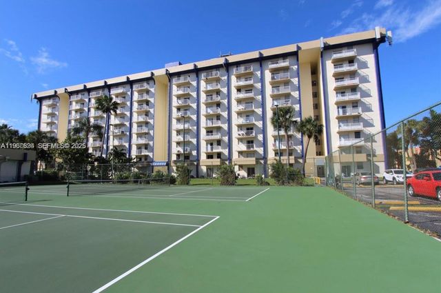 801 NW 47th Ave 711W, Miami, FL 33126