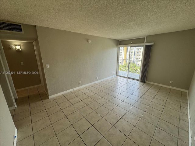 801 NW 47th Ave 711W, Miami, FL 33126