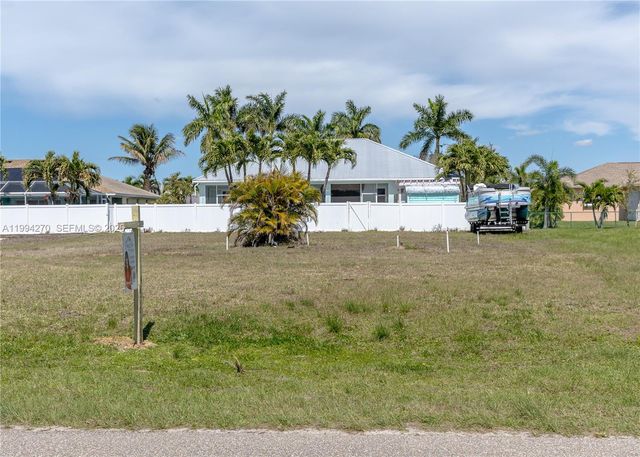2115 SW 30th Street, Cape Coral, FL 33914