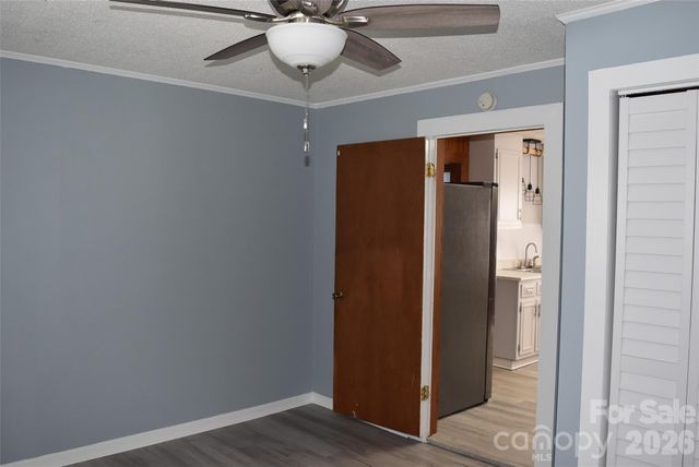 2825 Long Avenue E, Ranlo, NC 28054