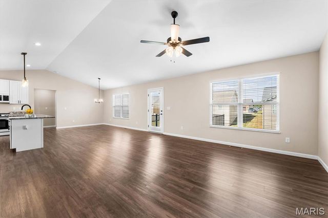 1433 Victoria Square Court, O'fallon, IL 62269