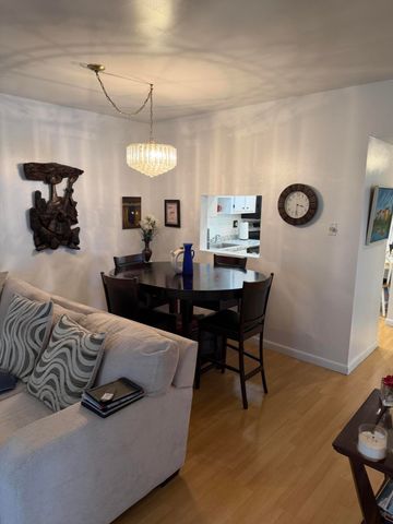 7405 W Atlantic Boulevard 201, Margate, FL 33063