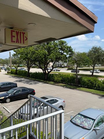7405 W Atlantic Boulevard 201, Margate, FL 33063