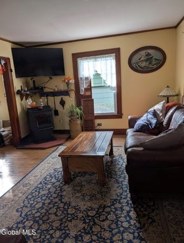 20 Easterly Street, Gloversville, NY 12078