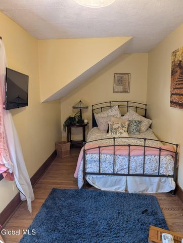 20 Easterly Street, Gloversville, NY 12078