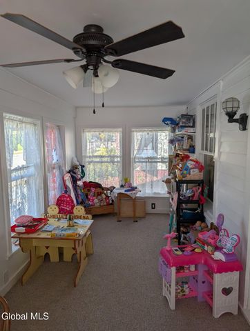 20 Easterly Street, Gloversville, NY 12078