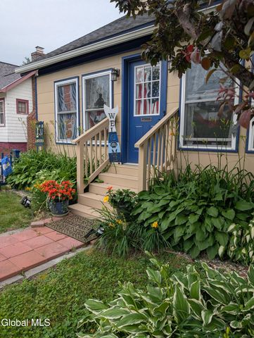 20 Easterly Street, Gloversville, NY 12078