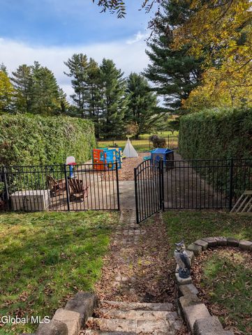 20 Easterly Street, Gloversville, NY 12078