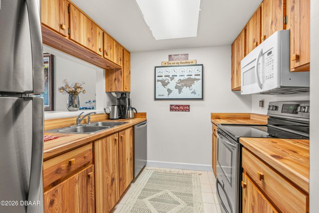 112 Lacosta Ln Unit 122, Daytona Beach, FL 32114