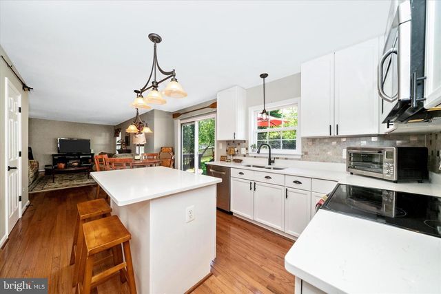 39 PLEASANT ACRES DR, Thurmont, MD 21788
