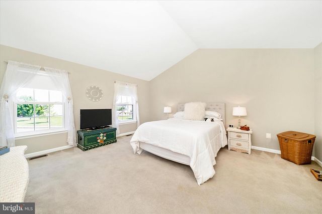 39 PLEASANT ACRES DR, Thurmont, MD 21788