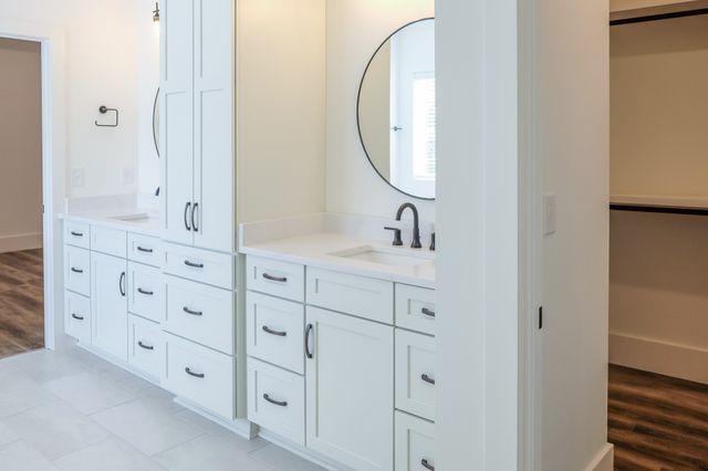 2818 Valley Rd, Nashville, TN 37215