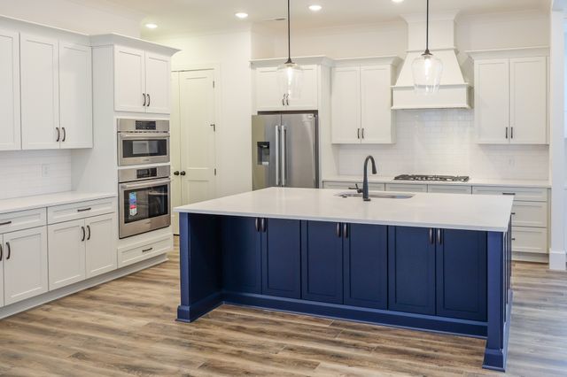 2818 Valley Rd, Nashville, TN 37215