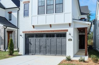 2818 Valley Rd, Nashville, TN 37215