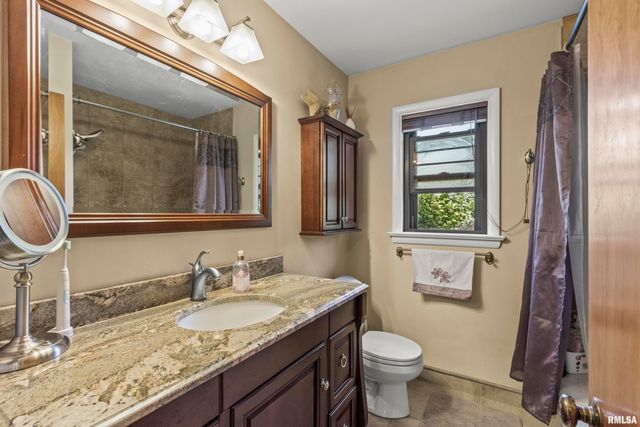 9310 N FRYE Road, Peoria, IL 61615