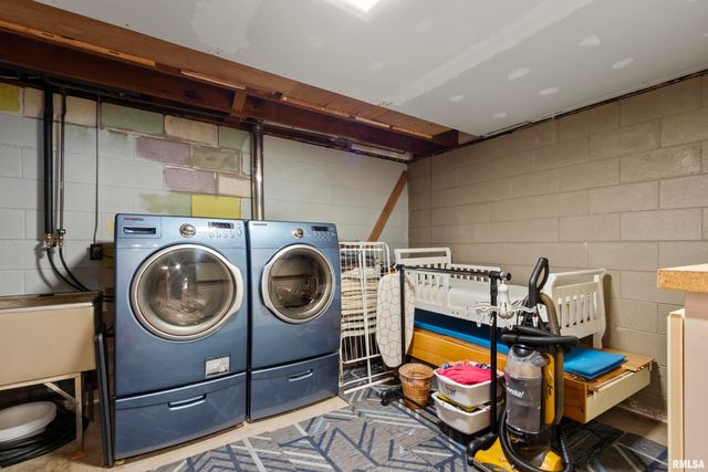 9310 N FRYE Road, Peoria, IL 61615