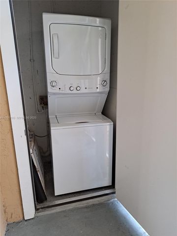 8041 SW 21st Ct 8041, Miramar, FL 33025