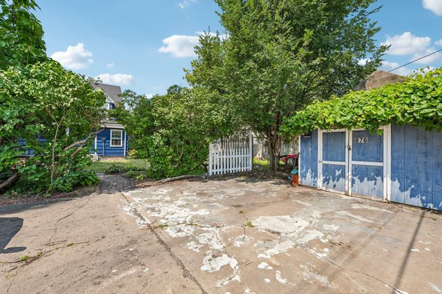 876 18th Avenue SE, Minneapolis, MN 55414