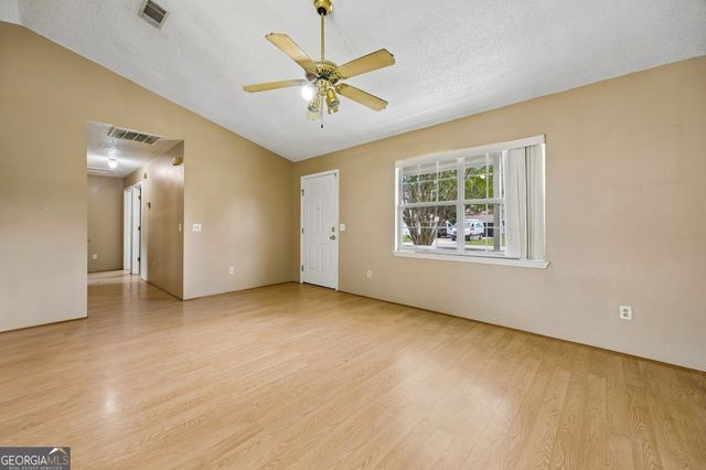 103 Almond Circle, Kingsland, GA 31548