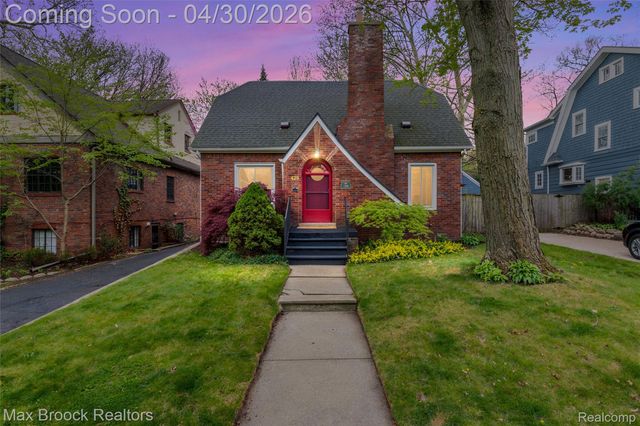 429 W Drayton Street, Ferndale, MI 48220