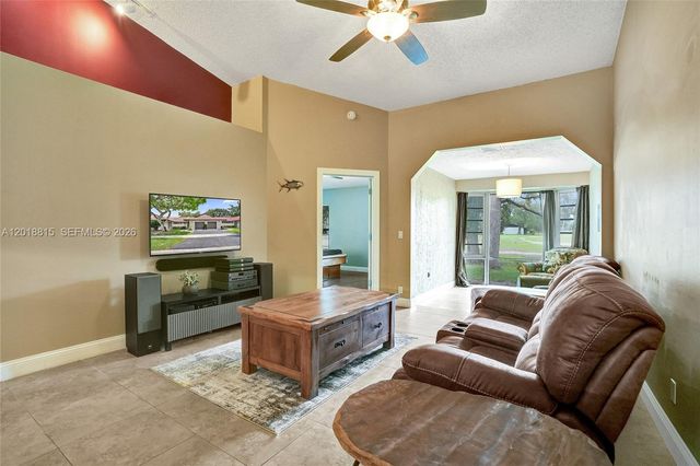 9011 NW 61st St, Tamarac, FL 33321