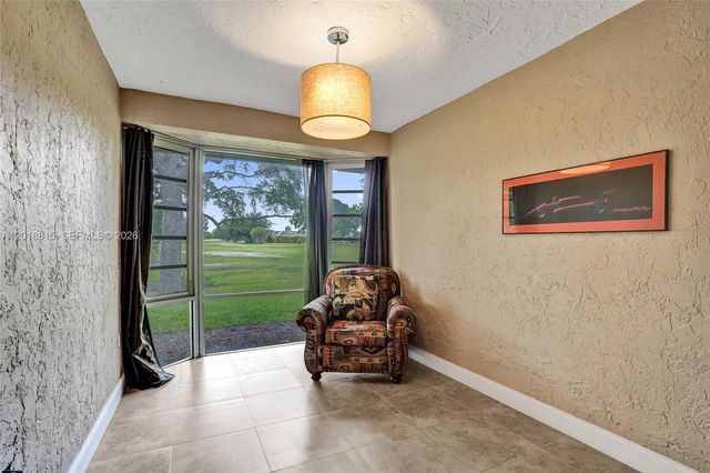9011 NW 61st St, Tamarac, FL 33321