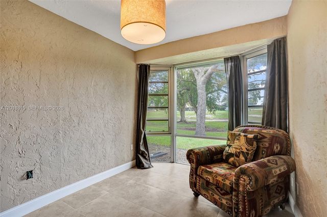 9011 NW 61st St, Tamarac, FL 33321