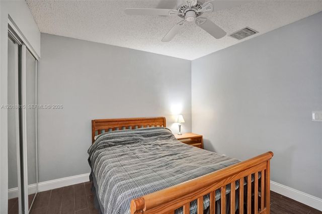 9011 NW 61st St, Tamarac, FL 33321