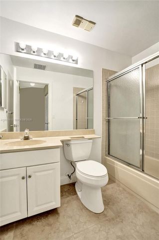 9011 NW 61st St, Tamarac, FL 33321