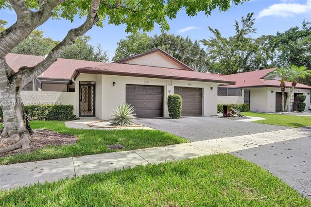 9011 NW 61st St, Tamarac, FL 33321