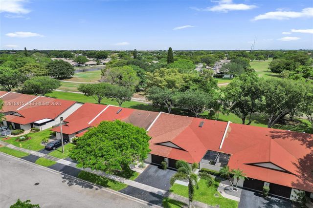9011 NW 61st St, Tamarac, FL 33321
