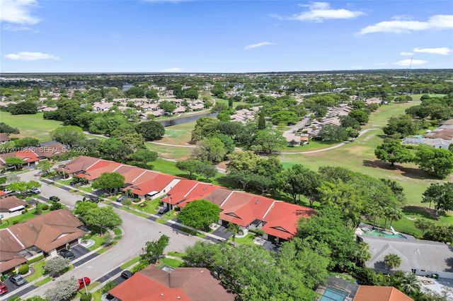 9011 NW 61st St, Tamarac, FL 33321