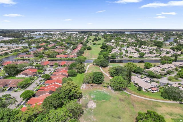 9011 NW 61st St, Tamarac, FL 33321