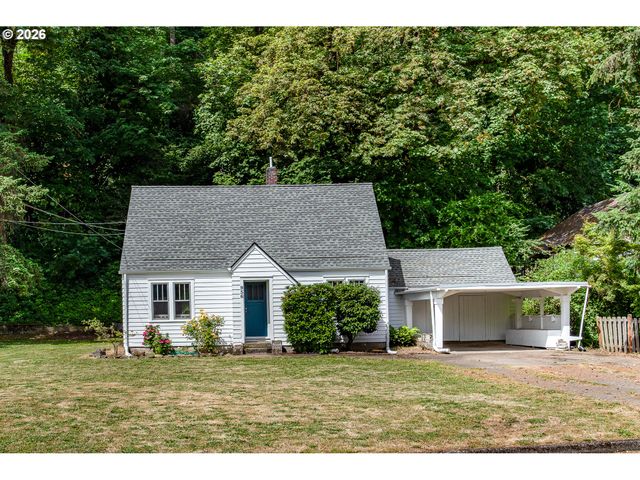 956 KELLY Blvd, Springfield, OR 97477