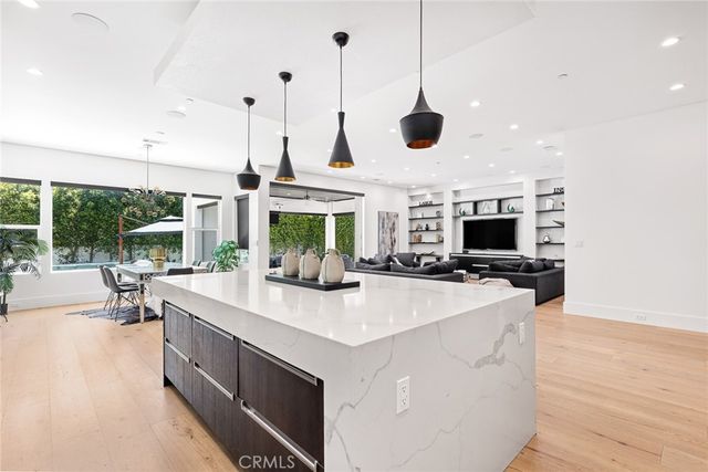 12606 Emelita Street, Valley Village, CA 91607