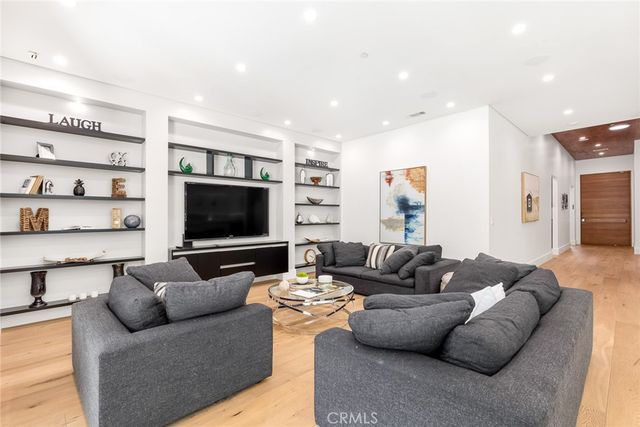 12606 Emelita Street, Valley Village, CA 91607