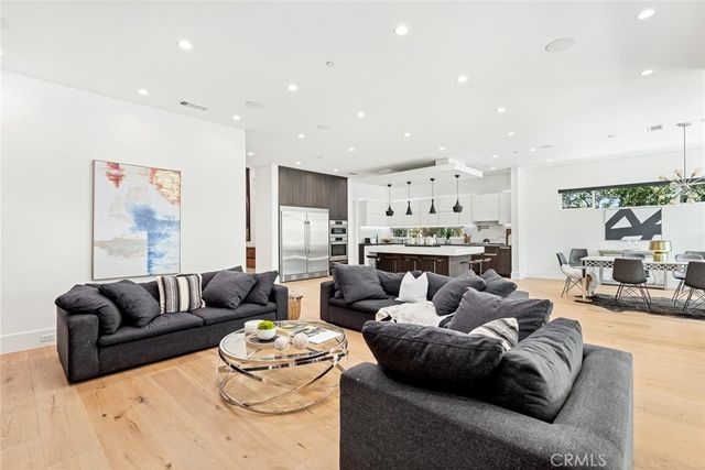 12606 Emelita Street, Valley Village, CA 91607