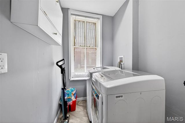 1468 E Warne Avenue, St Louis, MO 63107