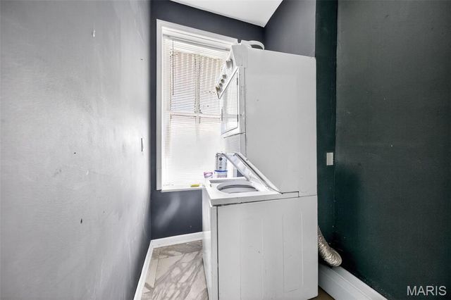 1468 E Warne Avenue, St Louis, MO 63107