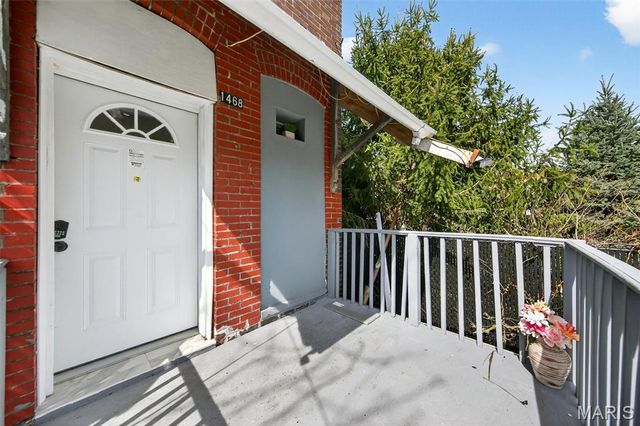 1468 E Warne Avenue, St Louis, MO 63107