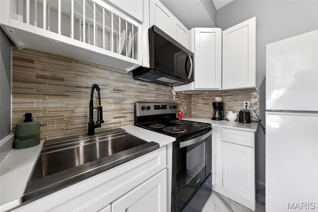 1468 E Warne Avenue, St Louis, MO 63107