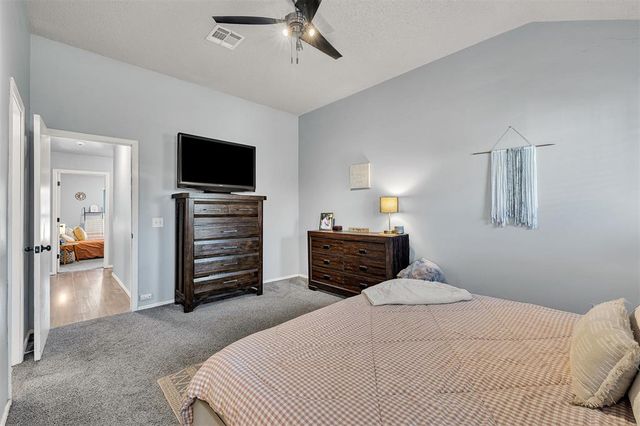 10208 Bradford Way, Yukon, OK 73099