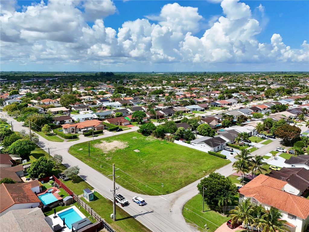 17340 SW 147th Avenue, Miami, FL 33187