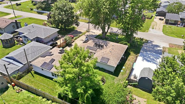 6671 NW 4th Court, Des Moines, IA 50313