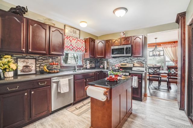 11 Gale Road, Mongaup Valley, NY 12762