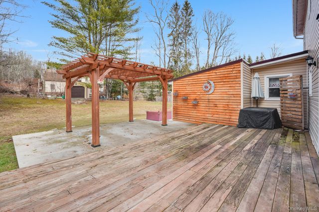 11 Gale Road, Mongaup Valley, NY 12762